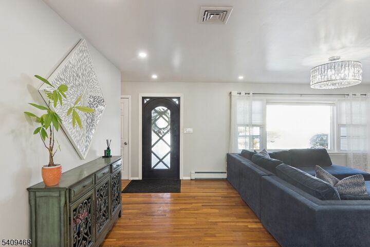 Property Photo: 16 Canterbury Dr NJ 07076