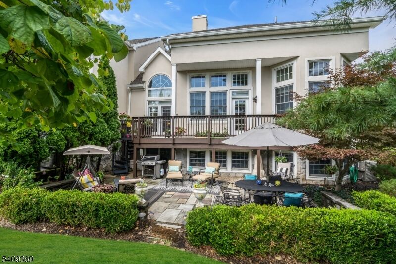 Property Photo:  41 Dickinson Rd  NJ 07920 