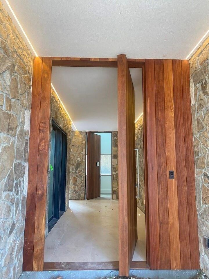 Property Photo:  12815 Hansel Lane  TX 77024 