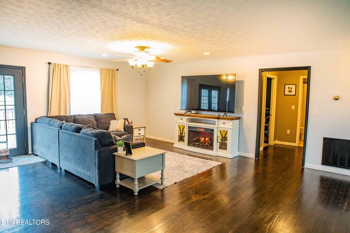 Property Photo:  134 Julia Lane  TN 37870 