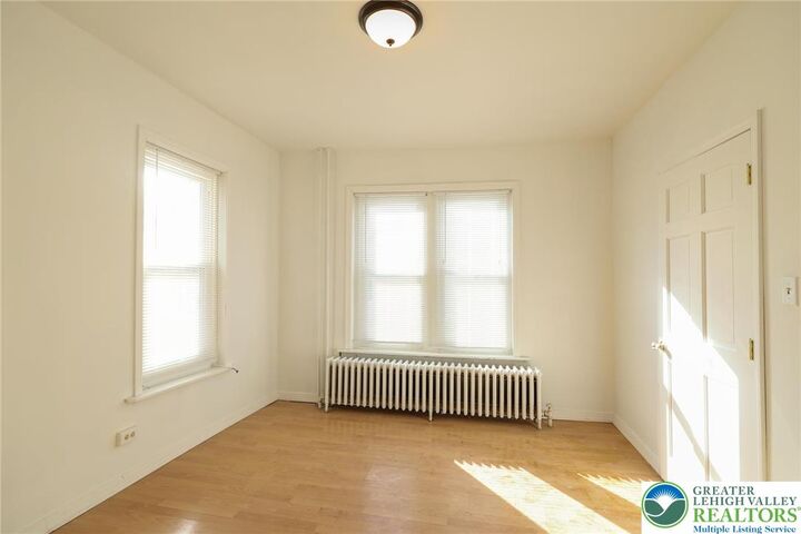 Property Photo:  233 N Poplar Street  PA 18102 