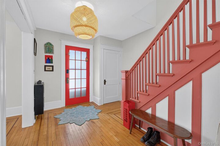 Property Photo:  13 Parkwood Boulevard  NY 12603 