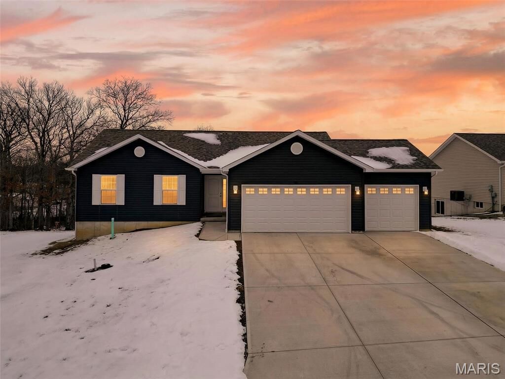 Property Photo:  165 Colton Jesse Drive  MO 63389 