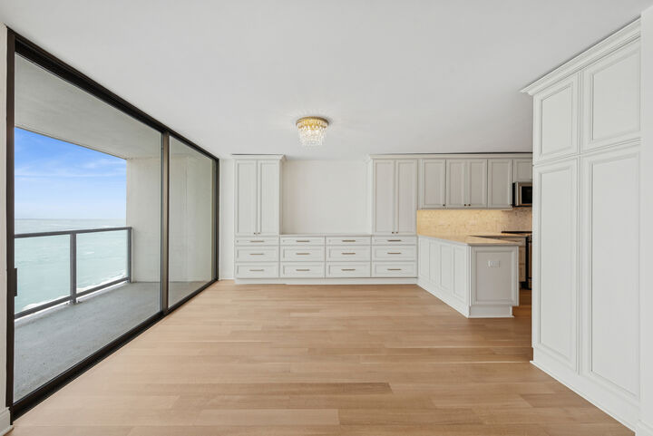 Property Photo:  1500 Sheridan Road 1K  IL 60091 