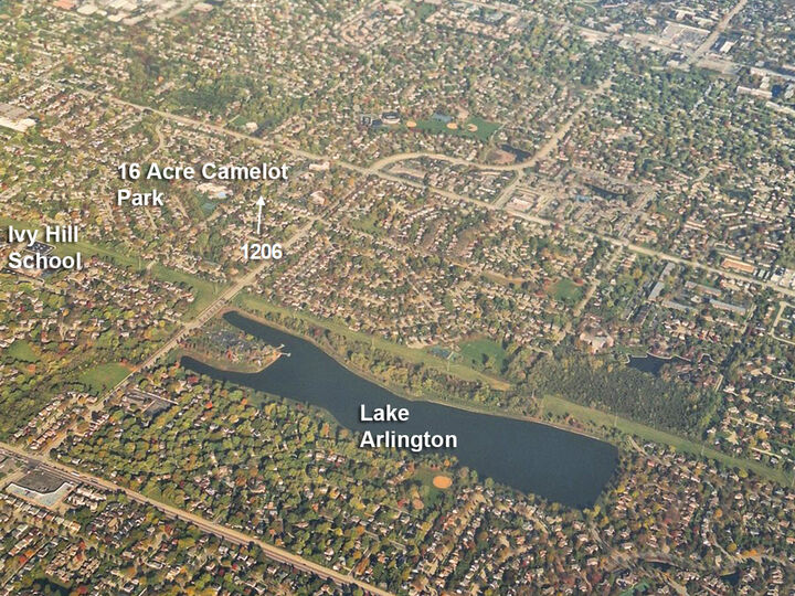 Property Photo:  1206 E Suffield Drive  IL 60004 