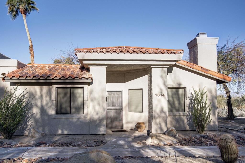 Property Photo:  1614 Las Casitas Drive  CA 92004 