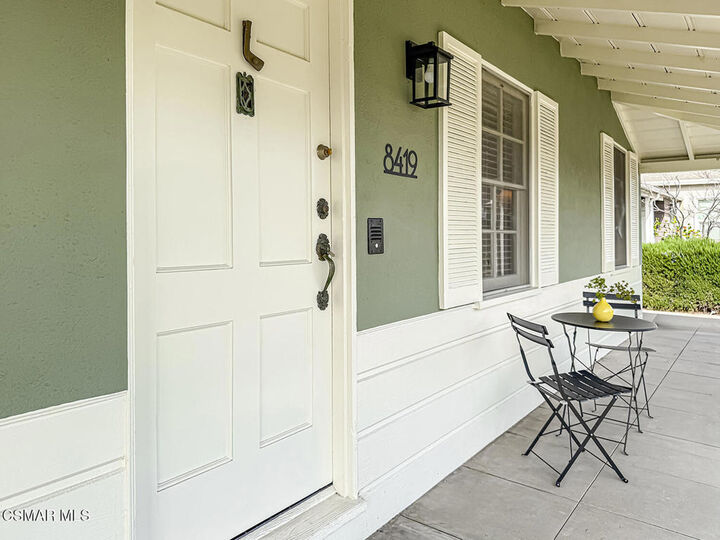 Property Photo:  8419 Vicksburg Avenue  CA 90045 