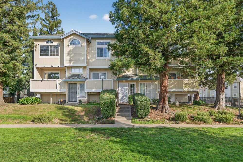 Property Photo:  7402 Kallie Kay Ln  CA 95823 