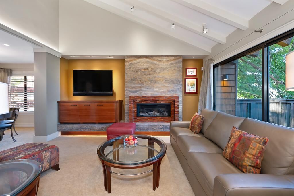 Property Photo:  796 Woodside Lane East 7  CA 95825 