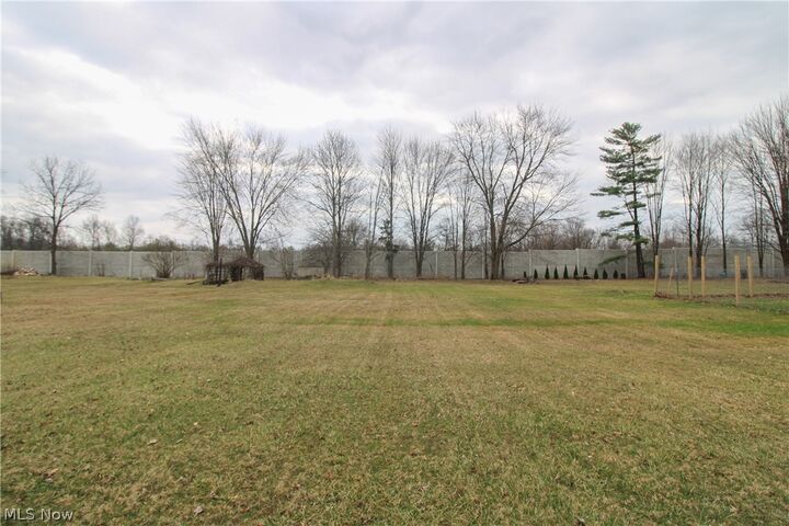 Property Photo:  325 S Inglewood Avenue  OH 44515 