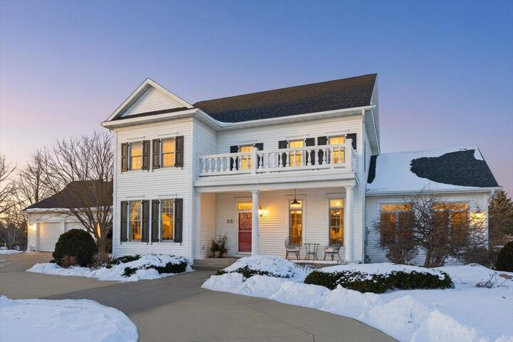 Property Photo:  805 Timothy Drive SE  MN 55976 