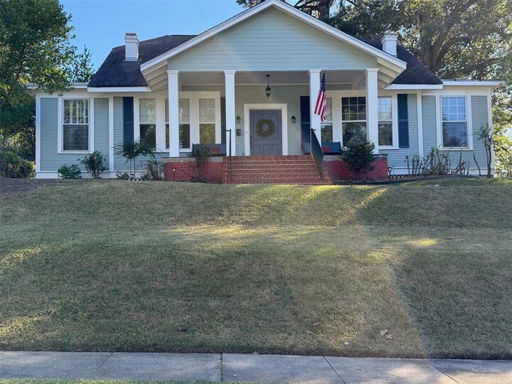 Property Photo:  957 Unadilla Street  LA 71106 