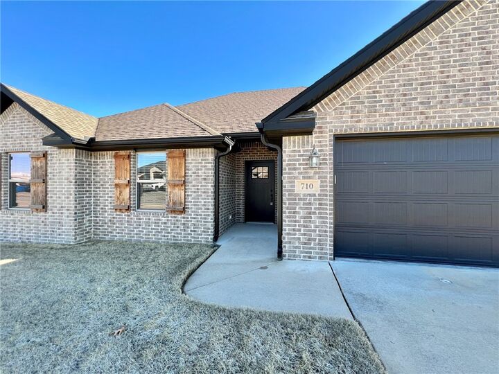 Property Photo:  710 Captain Hopkins Street  AR 72753 
