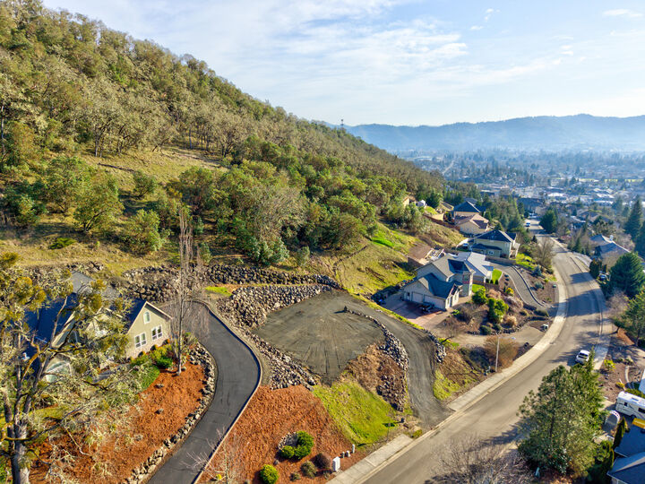 Property Photo: 2957 NW Daysha Drive OR 97471