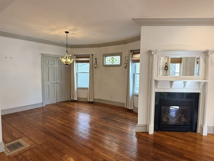 Property Photo:  96 King Street 1  MA 02122 