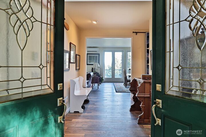 Property Photo: 5762 Summerhill Drive WA 98260