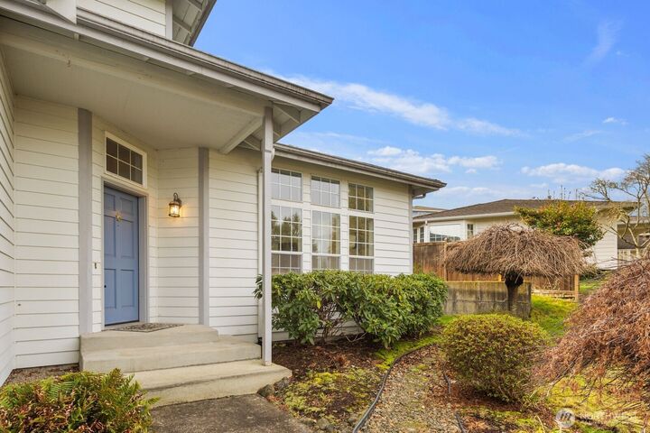 Property Photo:  1912  Dumas Circle NE  WA 98422 