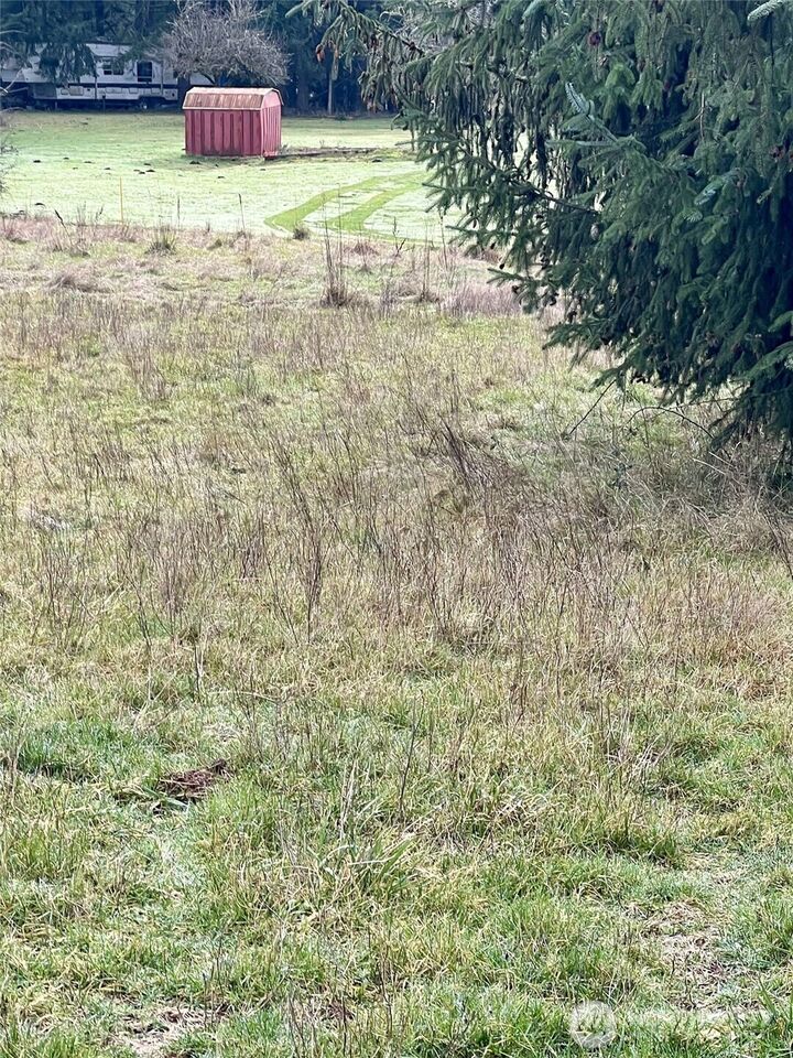 Property Photo:  4 NE Jabez Street  WA 98596 