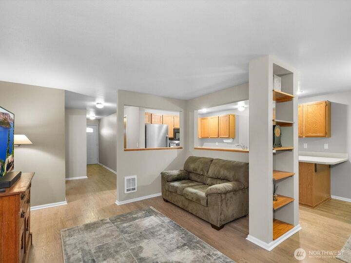 Property Photo:  21227  76th Avenue W B8  WA 98026 