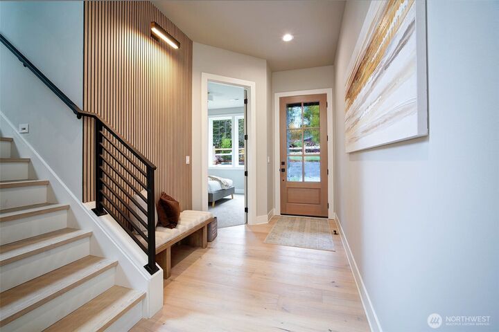 Property Photo:  12812 NE 65th Lane  WA 98033 