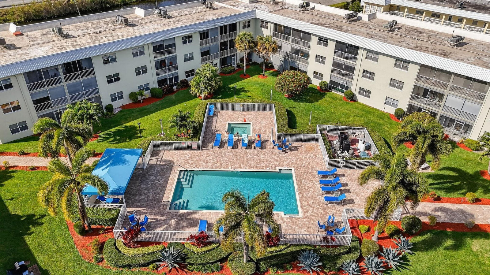 Property Photo:  9872 Marina Boulevard 1433  FL 33428 