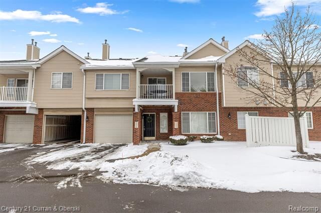 Property Photo:  23018 Fairlane Boulevard  MI 48183 