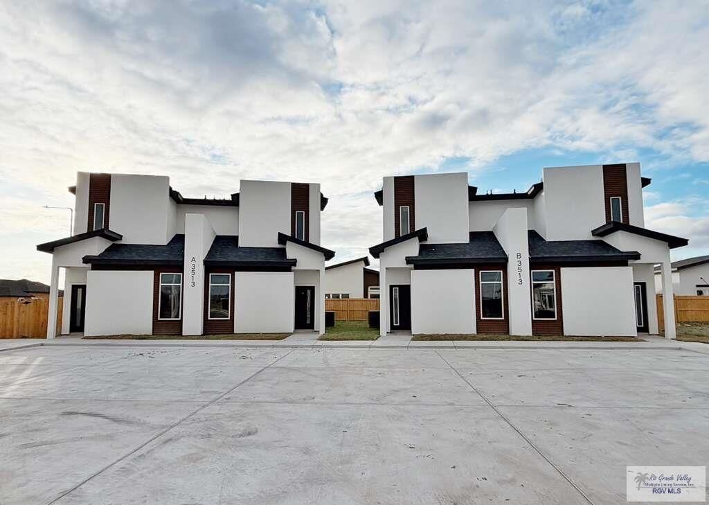 Property Photo:  3513 Hidalgo Cir  TX 78520 