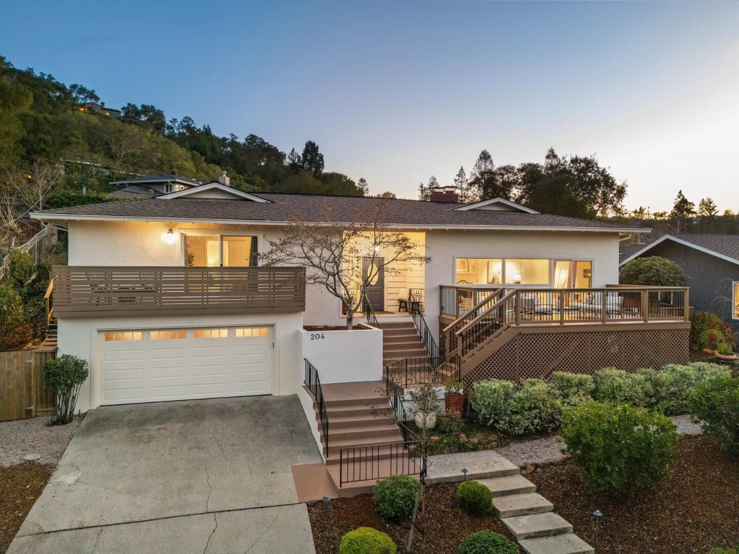 Property Photo:  204 Vista De Sierra  CA 95030 