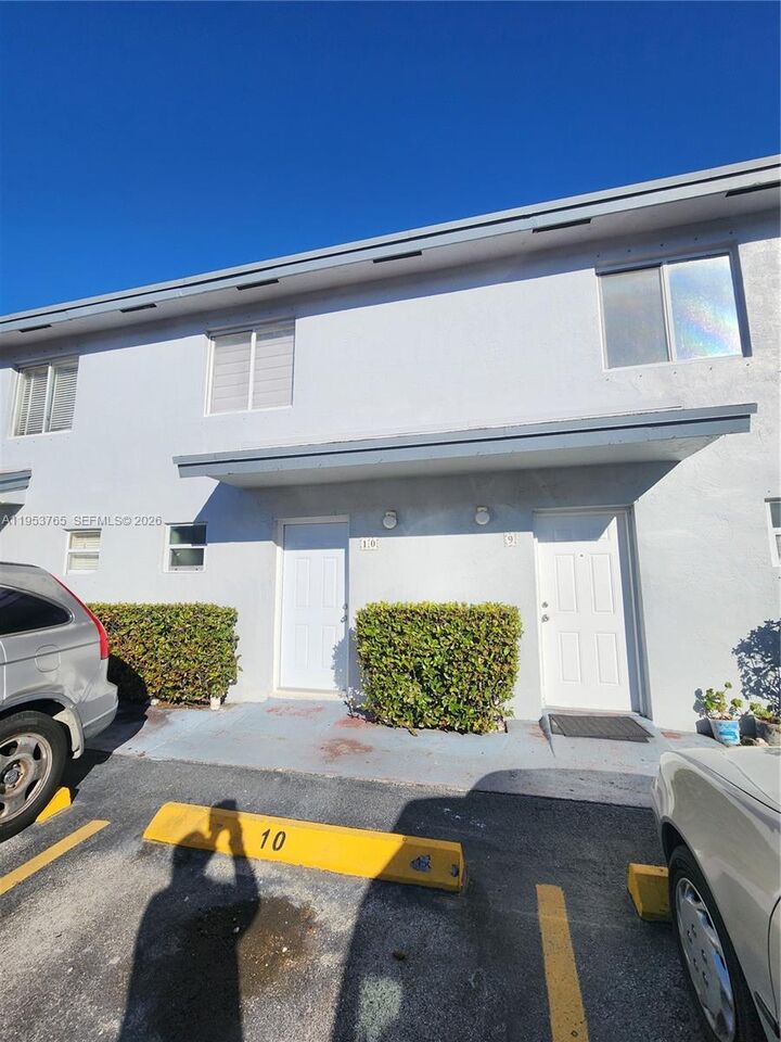 Property Photo:  8025 NW 8th St 10  FL 33126 