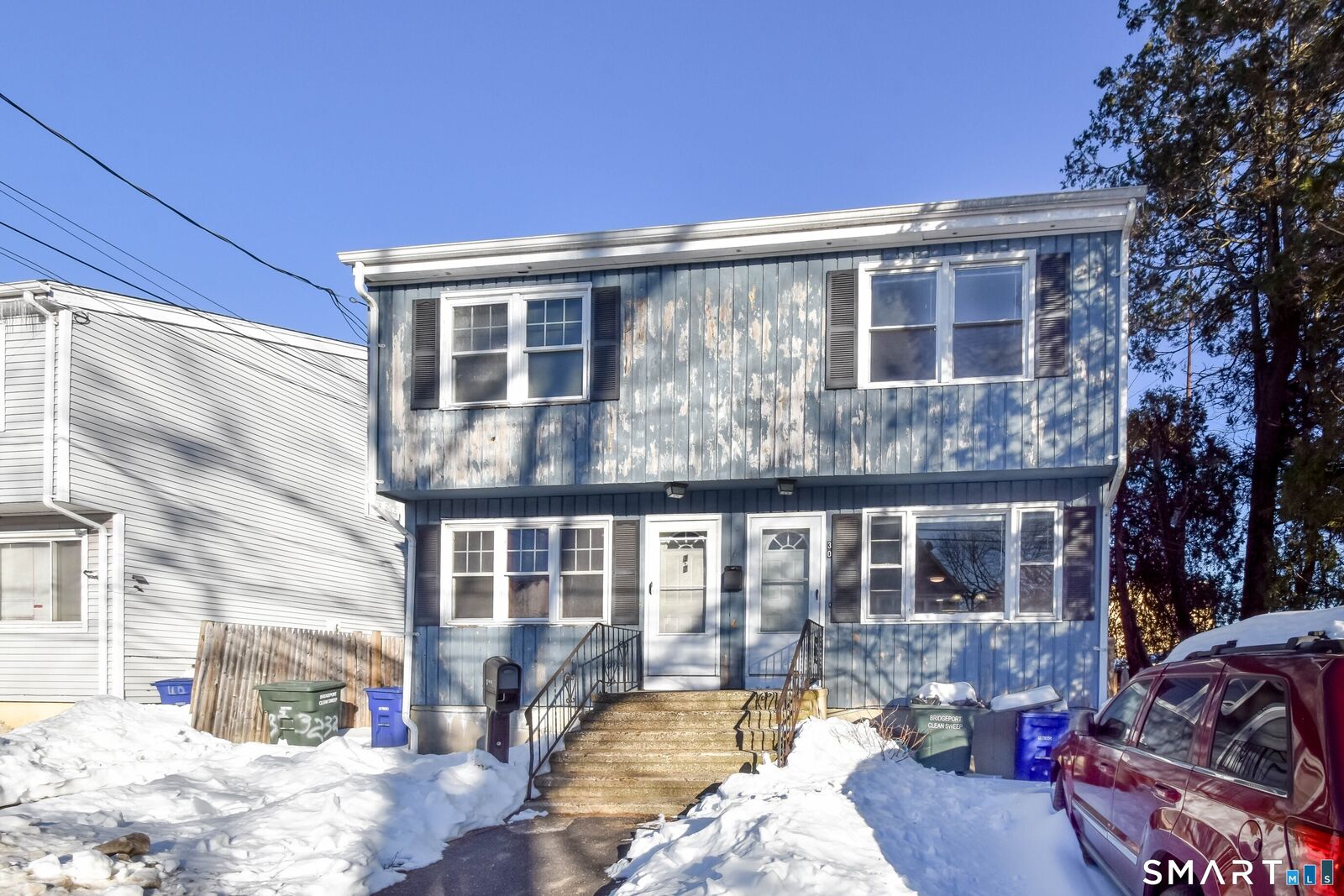 Property Photo:  30 Kent Avenue  CT 06610 