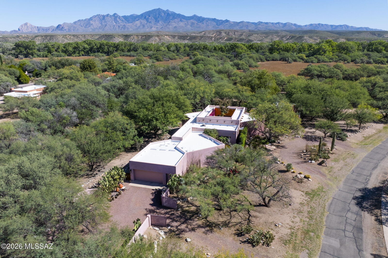 Property Photo:  2342 Balderrain Lane  AZ 85646 