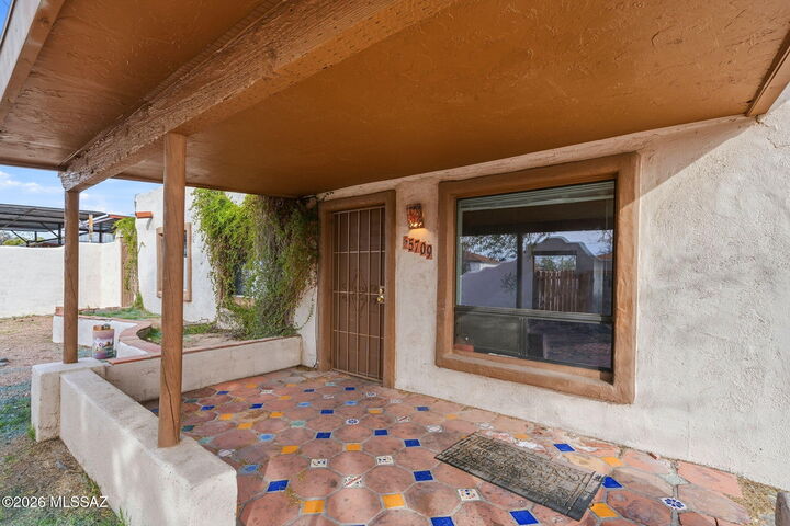 Property Photo:  5709 E 35th Street  AZ 85711 