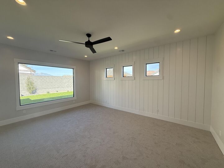 Property Photo:  367 E Sidbury Rd  UT 84780 