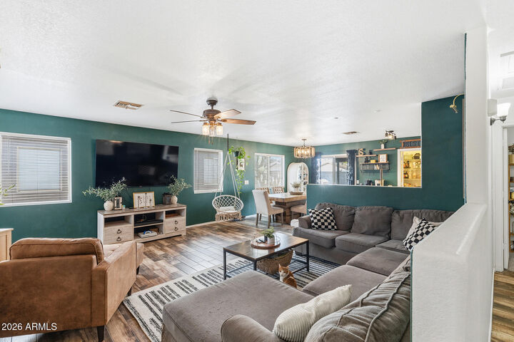 Property Photo:  1018 E Cowboy Cove Trail  AZ 85143 