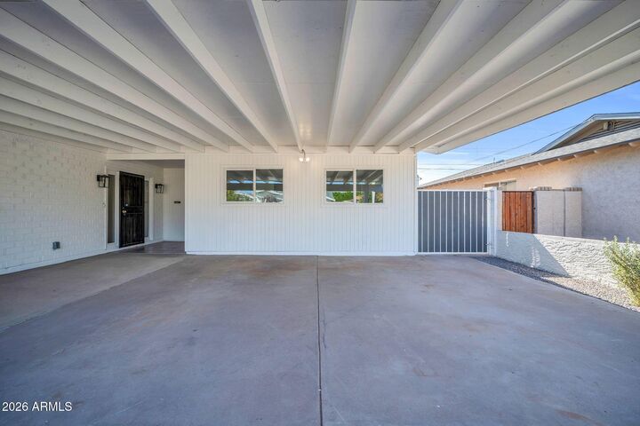 Property Photo:  8219 E Whitton Avenue  AZ 85251 