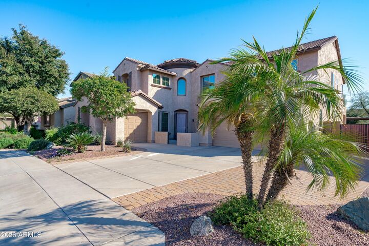 Property Photo:  10933 E Renfield Avenue  AZ 85212 