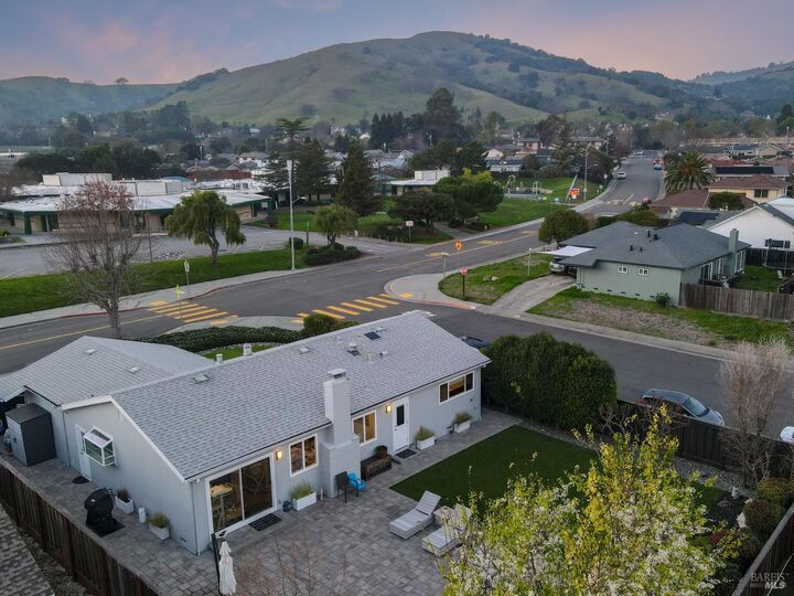 Property Photo: 38 San Ramon Way CA 94945