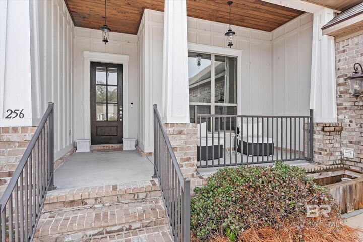 Property Photo: 256 Garrison Boulevard AL 36532