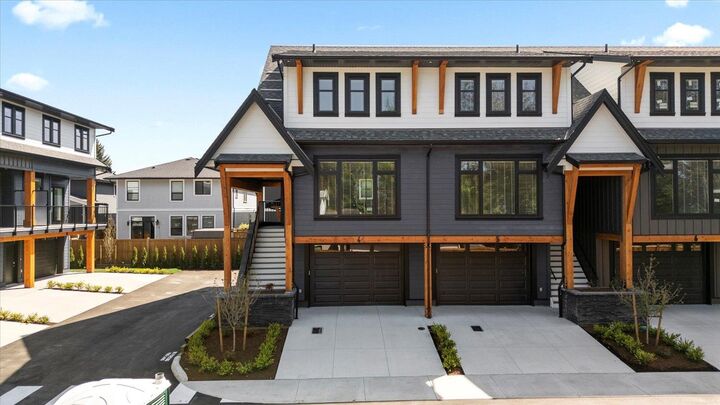 Photo de la propriété: 46106 Riverside Drive 4 BC V2P 3K9