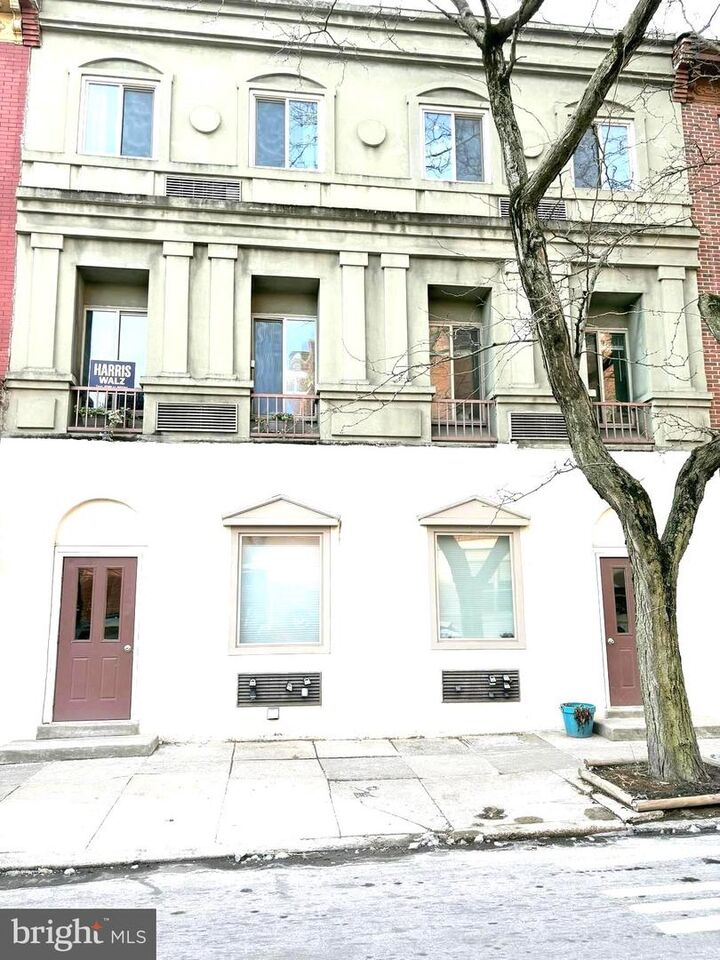 Property Photo:  2110 South Street 4  PA 19146 