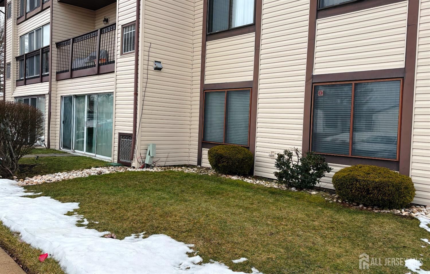 Property Photo:  278 Crosse Drive 1C  NJ 08831 