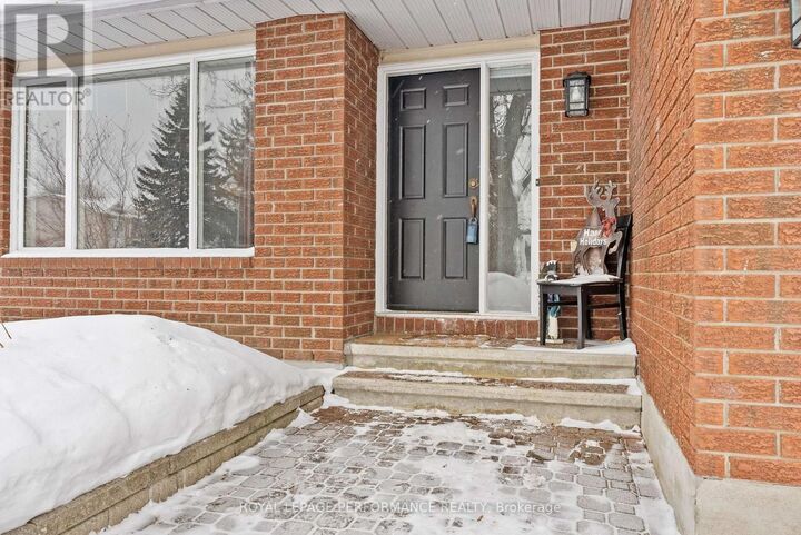 Property Photo:  690 Princess Louise Drive  ON K4A 2C1 