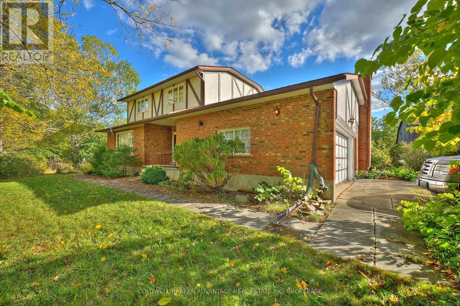 Property Photo:  925 Carl Road  ON L0S 1K0 