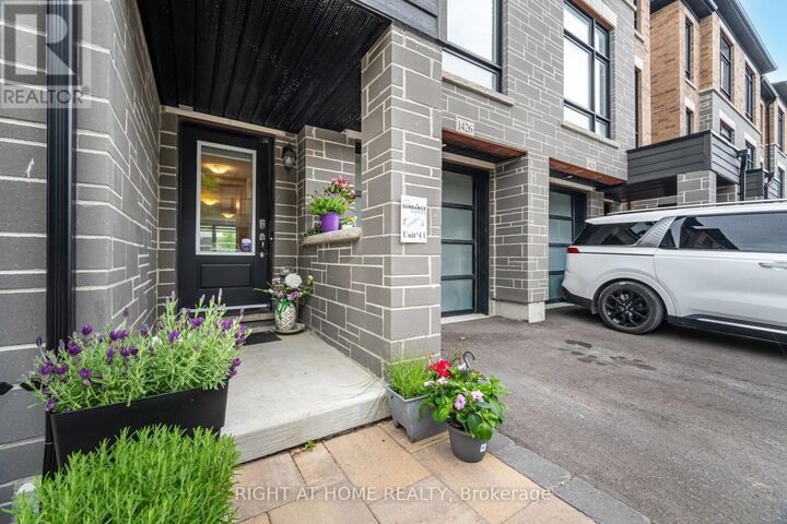 Property Photo:  1426 Coral Springs Path 14  ON L1K 3G1 