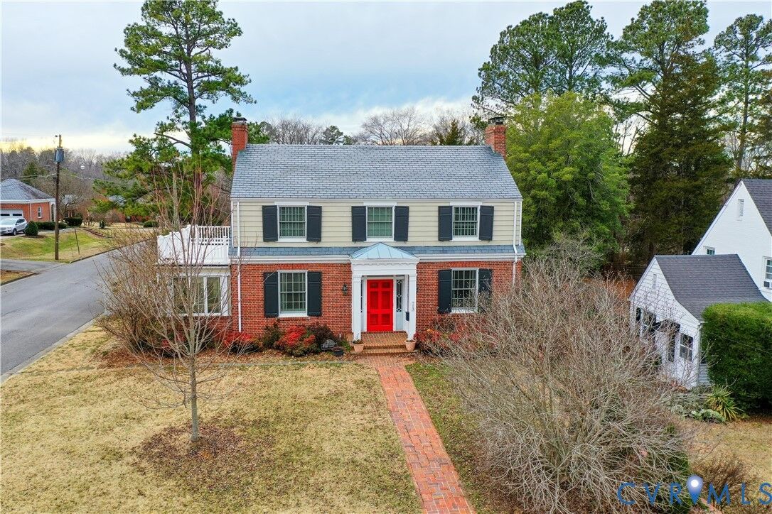 Property Photo:  713 First Avenue  VA 23901 