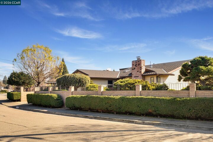 Property Photo:  7591 Northland Pl  CA 94583 