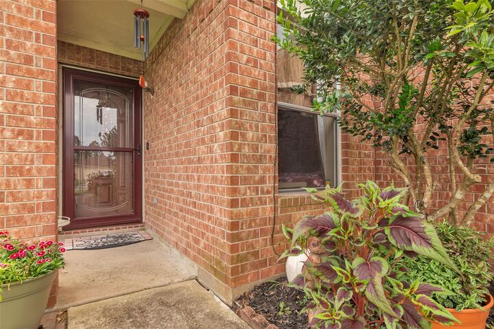 Property Photo:  16511 Lazy Ridge Road  TX 77053 