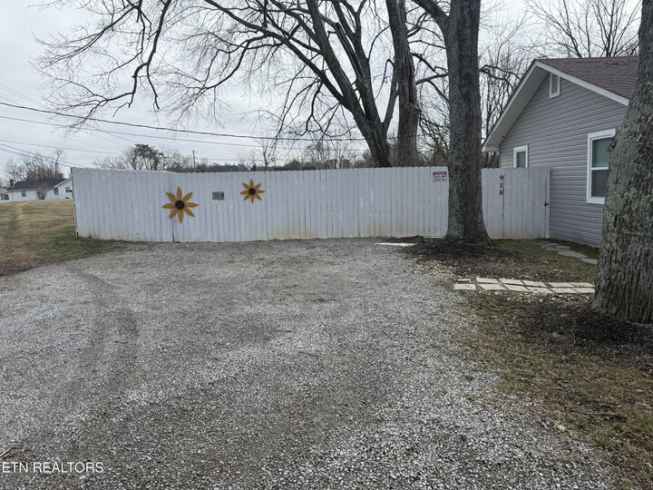 Property Photo:  918 N Wilder  TN 37854 