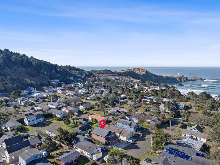 Property Photo:  333 NW 58th Street  OR 97365 