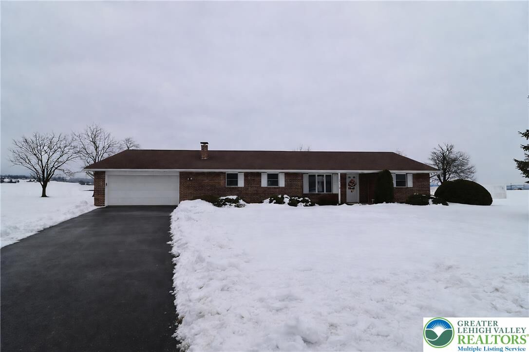 Property Photo:  7416 Carol Lane  PA 18067 